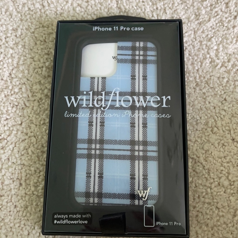iphone 11 pro wildflower phone case